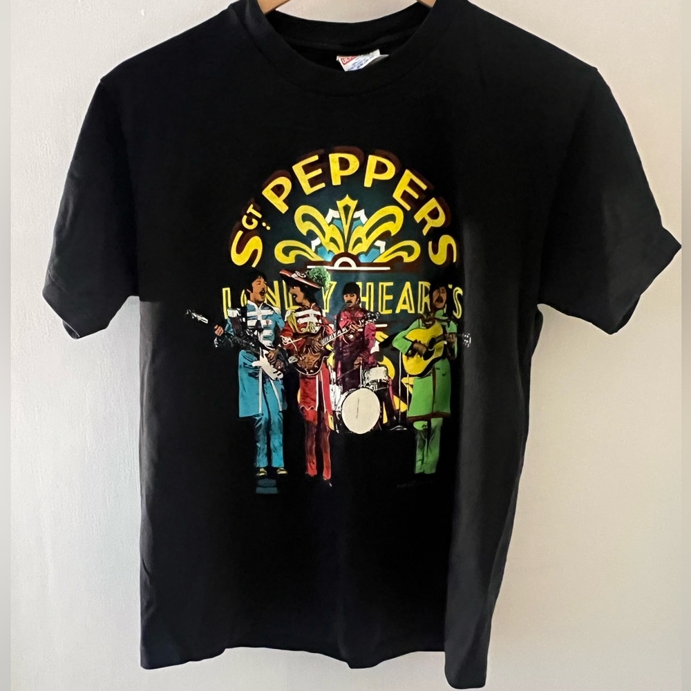 1992 Vintage The Beatles Sgt. Pepper’s Lonely Hearts Club T-shirt